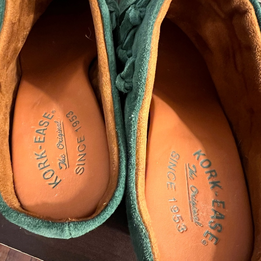 Kork-Ease Charley Green Suede Mules with Tassels - Picture 4 of 8